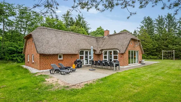 Außenansicht von Husby Gruppehus