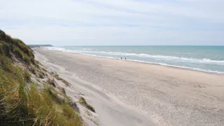 Strand in der Nähe von Nørlev Poolhus