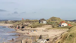 Strand in der Nähe von Løkken Aktivitätshus