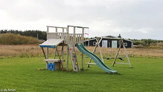 Spielturm von Glockenblumen Hus