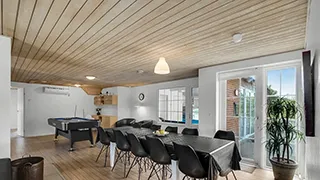 Essbereich in Øhuse Poolhus