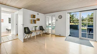 Wohnzimmer von Lyng Poolhus