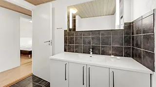 Badezimmer in Lyng Poolhus