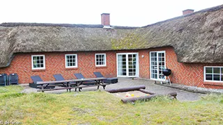 Terrasse von Klegod Poolhaus