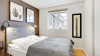 Schlafzimmer in Sønder Vase Elitehus