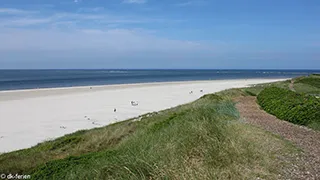 Strand in der Nähe von Horns Bjerge Poolhus