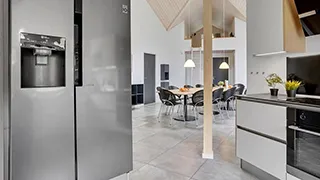 Küche in Solsiden Poolhus