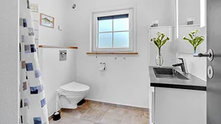 Badezimmer in Solsiden Poolhus