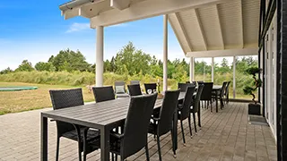 Terrasse von Mælker Poolhus