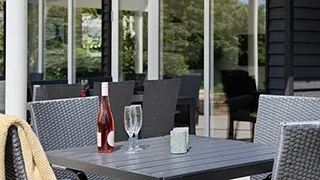 Terrasse von Vandflod Poolhus