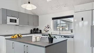 Küche in Hviddal Poolhus