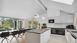 Küche in Poolhus Tvismark