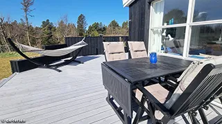 Terrasse von Strandhus Bratten