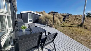 Terrasse von Strandhus Bratten