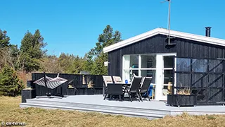 Terrasse von Strandhus Bratten