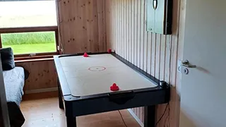 Airhockey in Helberskov Panoramahus