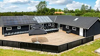 Terrasse von Rugholm Poolhus