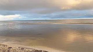 Strand in der Nähe von Knasborghus