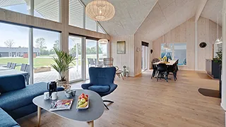 Wohnzimmer von Polderrev Poolhus