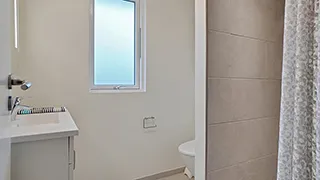 Badezimmer in Polderrev Poolhus