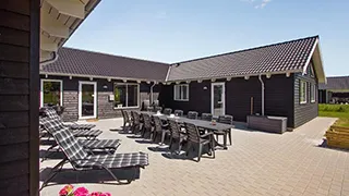Terrasse von Glesborg Aktivhus