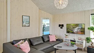 Wohnzimmer von Glesborg Poolhus
