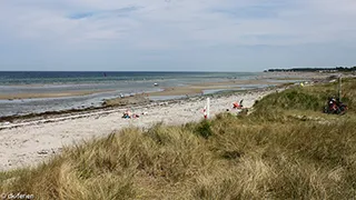 Strand in der Nähe von Poolhus Trier