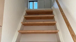 Treppe in Wellness-Oase