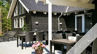 Terrasse von Dyrehave Poolhus