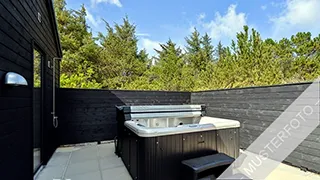 Außenwhirlpool  Svennesmølle Poolhus