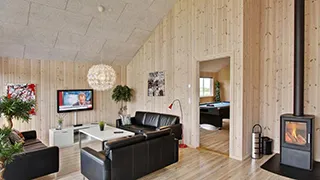 Wohnzimmer von Lakse Aktivhus