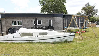 Spielgeräte bei Aarøsund Poolhus