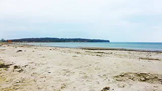 Strand in der Nähe von Hyggehus i Diernæs