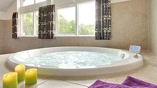 Whirlpool in Hus Kronens Have