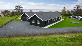 Grundstück von Averna Poolhus