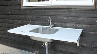 Fischausnehmplatz von Fogense Poolhus