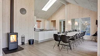 Essbereich in Sommerfugl Aktivhus