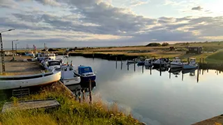 Hafen in der Nähe von Sommerhus Kramnitze