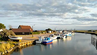 Hafen in der Nähe von Sommerhus Kramnitze