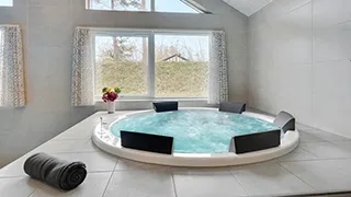 Whirlpool in Orkide Aktivhus