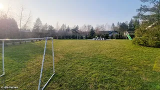 Spielgeräte bei Løvsanger Poolhaus