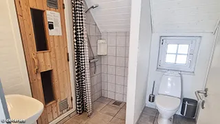 Badezimmer in Trollius Poolhus