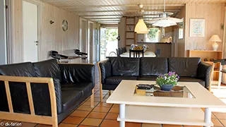 Wohnzimmer von Marielyst Poolhaus