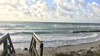 Strand in der Nähe von Aktivitätshaus Møns Klint