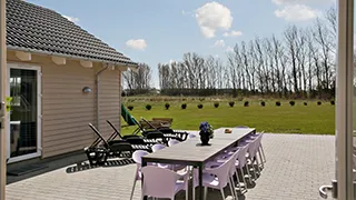 Terrasse von Bientjevej Aktivhus