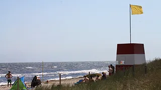 Strand in der Nähe von Sitka Spahus