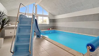 Pool in Linde Poolhus