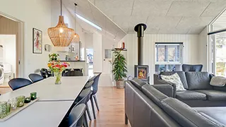 Essbereich in Vipstjerte Poolhus