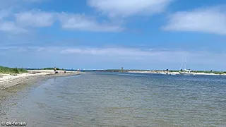 Strand in der Nähe von Quality Time