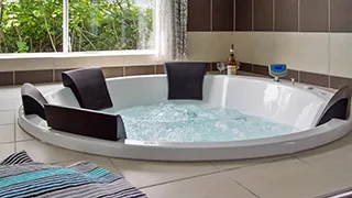 Whirlpool in Schwansen Poolhaus